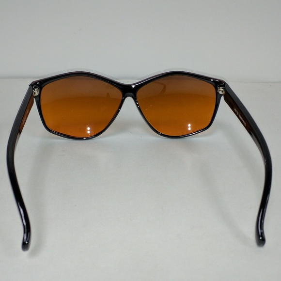 NWT True Vintage 80's Plastic Lady High Fashion Sunglasses (Black/Burgundy) - Picture 3 of 4